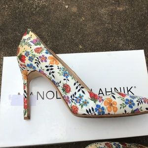 Manolo Blahnik’s 38 Floral Heel